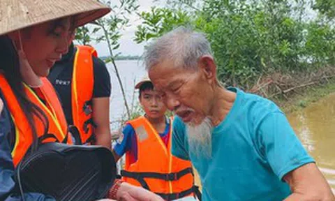 Số tiền quyên góp Thuỷ Tiên nhận được cán mốc 40 tỷ đồng, phản ứng của con gái khi biết mẹ bị bệnh giữa vùng lũ gây xúc động